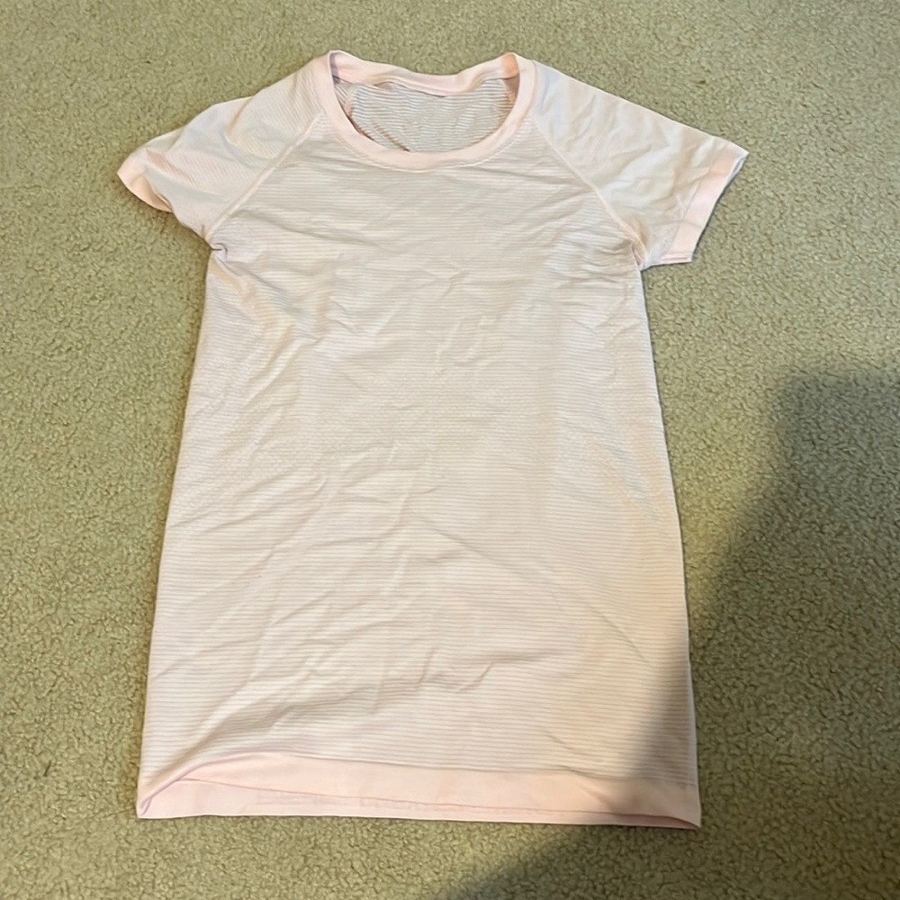 Lululemon Swiftly Tech - image 1